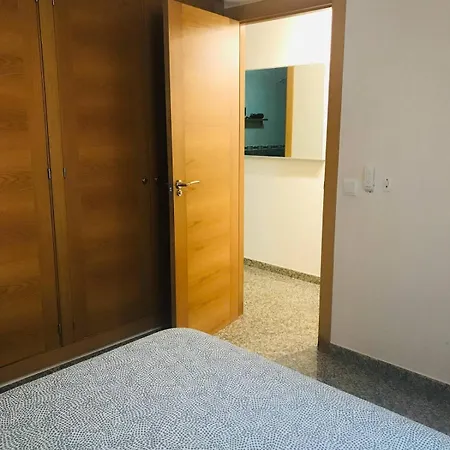 Apartment 50 Meters To Beach! Ac - Wifi -near Center *